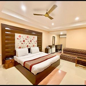 Deluxe Double Room Extra Bed